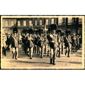 Kbenhavn - Vagtparaden - Rudolf Olsen 1358