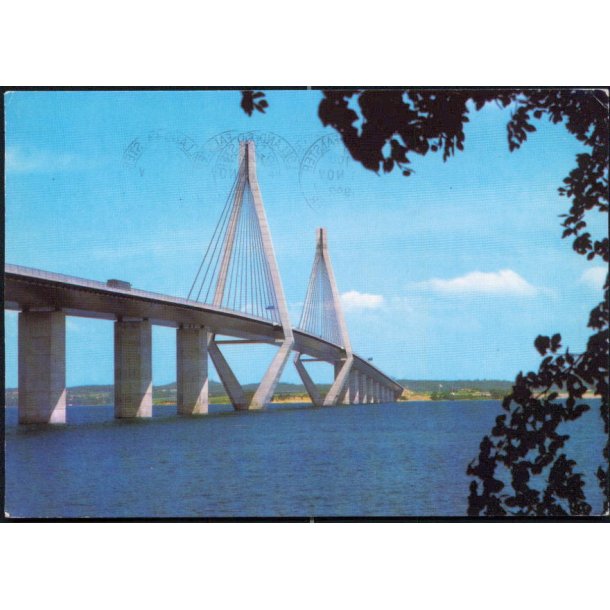 Far&oslash;broen indviet 1985 - Stender 149 301 063