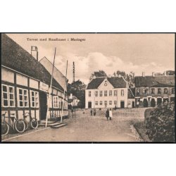 Mariager - Torvet med Raadhuset - Poul Nielsens - 280694