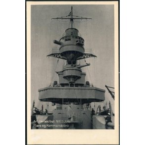 Artilleriskibet Niels Juel - M&aelig;rsk og Kommandobro - T&Appel Bogh.53