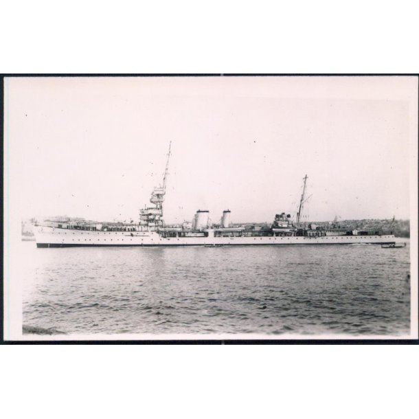 Krigsskib - Foto u/n