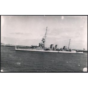 Krigsskib - Foto u/n