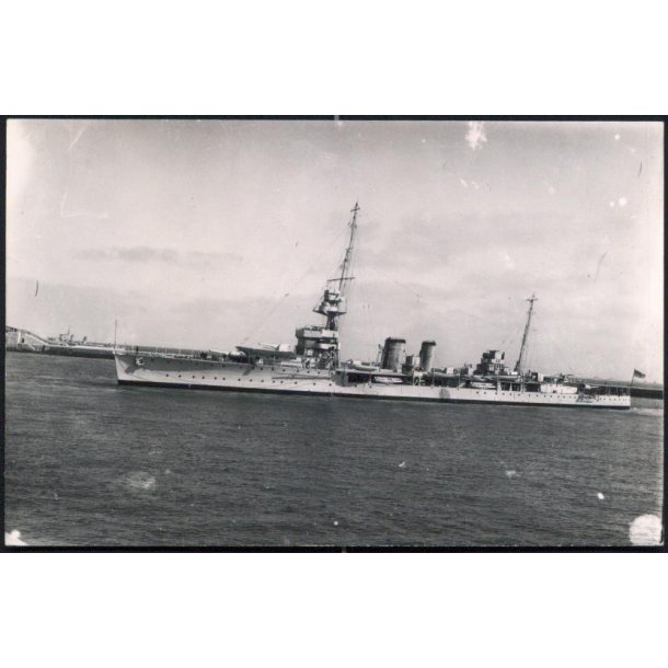 Krigsskib - Foto u/n