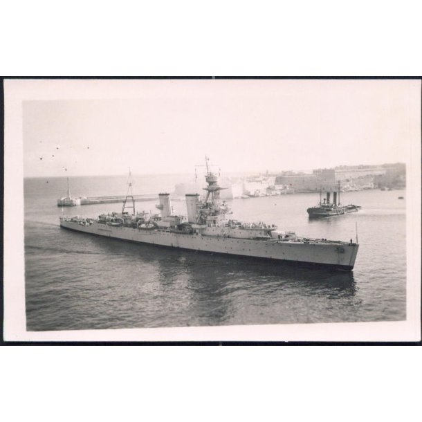 Krigsskib - Foto u/n