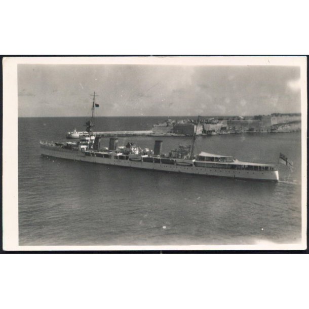 Krigsskib - Foto u/n