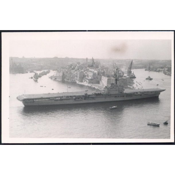 Krigsskib - Foto u/n