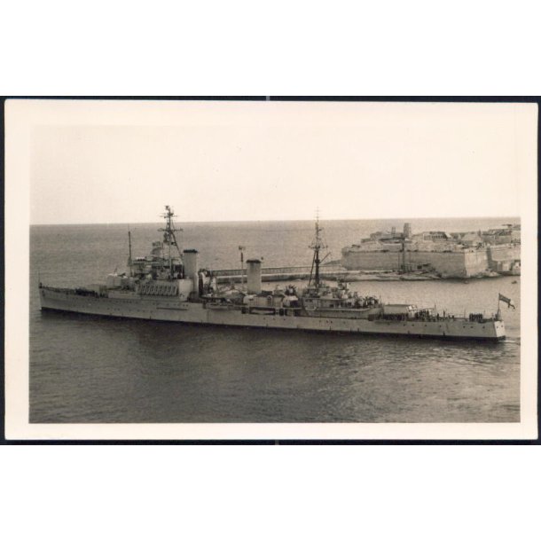 Krigsskib - Foto u/n