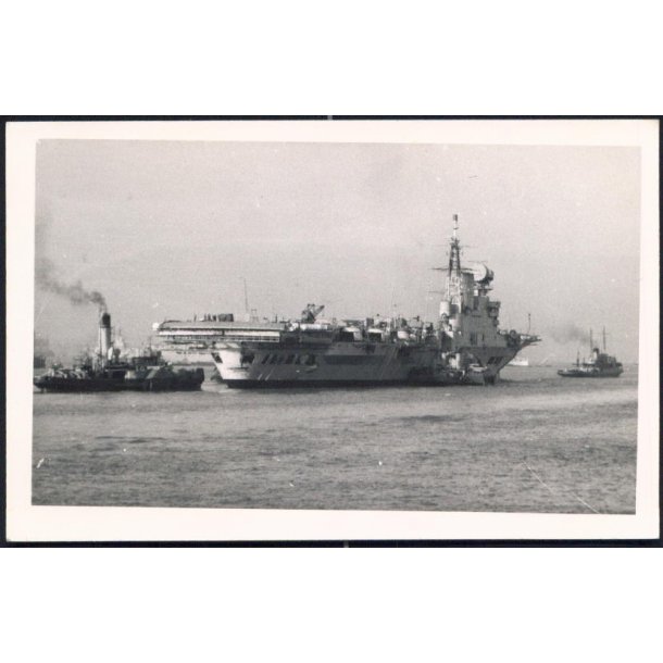 Krigsskib - Foto u/n