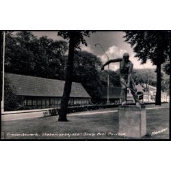 Frederiksv&aelig;rk - "St&oslash;beriarbejder" Sculp. Axel Poulsen - Stender 43 K