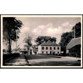 Frederiksv�rk - Tinghuset - Tinghus Kiosken 9934