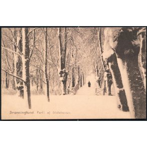 Dronninglund - Parti af Slotshaven - Hans Tausen Pedersen 38084