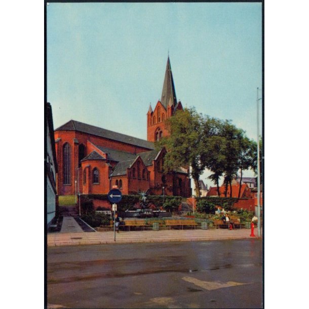 Slagelse - Sct. Mikkels Kirke og Sct. Mikkels Plads - Papirkompagniet 7001