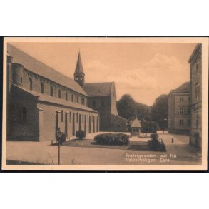 Fraterbrønden set fra Rektorboligen - Sorø - Alfred Clausen 42037