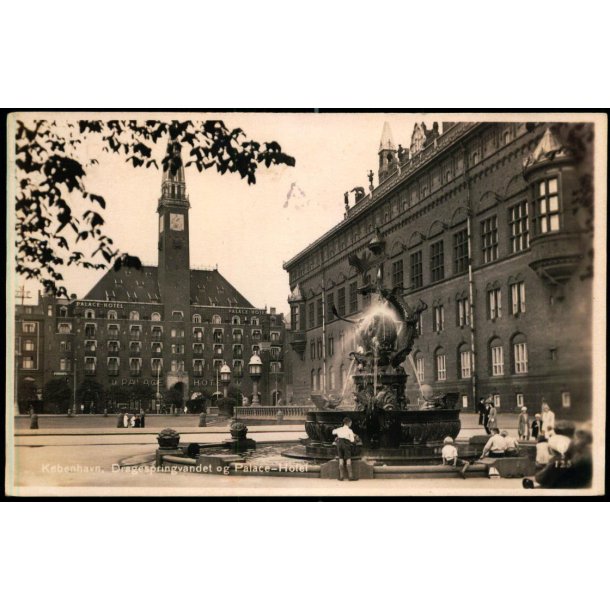 Kbenhavn - Dragespringvandet og Palace-Hotel - Chr. Olsen 125