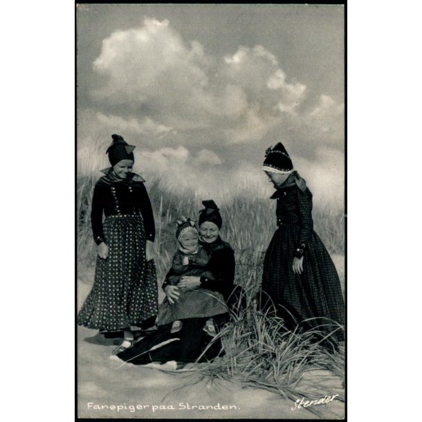 Fan&oslash;piger paa Stranden - Stender 118 K