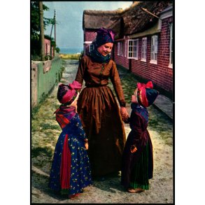 Piger i Fan&oslash;dragter - C.I.C. 574