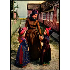 Piger i Fan&oslash;dragter - C.I.C. 574