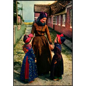 Piger i Fan&oslash;dragter - C.I.C. 574