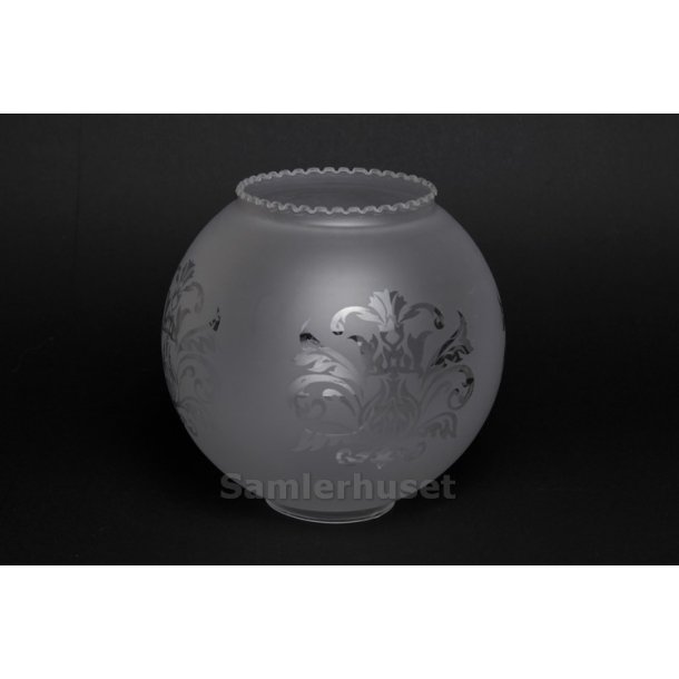 Lampesk&aelig;rm Kugle - Hvid - H&oslash;jde 17,2 cm - Diameter 17,5 cm.