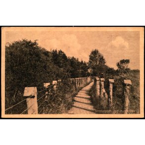 Strandstien ved Humleb�k - J.M. 1034