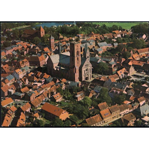 Ribe - Luftfoto med Domkirken - Stender 40 814/15