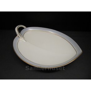 Fredensborg Kagefad Blad 24x18 cm.