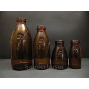 Mlkeflasker Brune - Lavet p Holmegrd Glasvrk fra 1959 - 1/1 L.- 1/2 L. - 1/4 L - 1/8 L- Kompelt st- Alle uden skr.