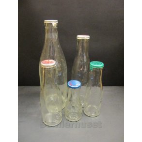 Mlkeflasker Klare - Fllesflasken lavet fra 1930 - 1/1 L.- 1/2 L. - 1/4 L - 1/5 L- 1/10 L- Kompelt st med orginale kapsler - Alle uden skr.